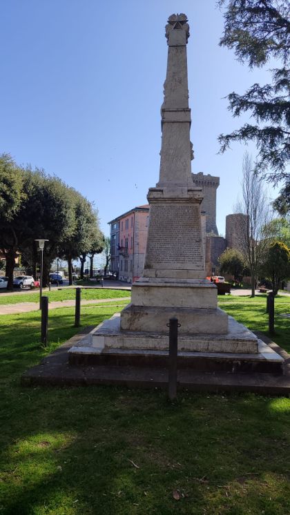 Piancastagnaio ricorda i suoi caduti: 52 nomi  incisi Sul monumento ai caduti